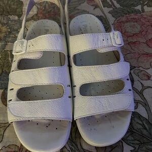 Propet White Women's Sandals